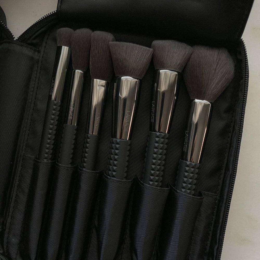 Laruce Brush Ann Set - Picture 2 of 5